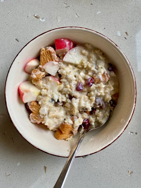 Oatmeal Porridge Bowl Biscuit Apple Slices Pomegranate Seeds Walnut Ready — Stock Photo, Image