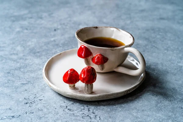 Copos Café Chá Cerâmica Artesanal Com Abóbora Cogumelo Padrão Figura — Fotografia de Stock