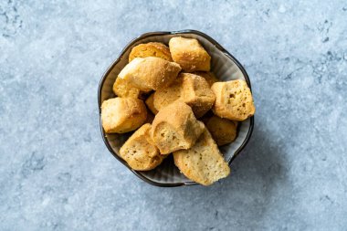 Ankara, beypazari geleneksel Türk Atıştırmalıkları Beypazari Kurusu 'nu kurutuyor ve rusluyor. Yemek ve Servis İçin Hazır.