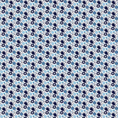 Küçük mavi çiçeklerin ve beyaz arkaplanda izole edilmiş yaprakların tekrarlanan tasarımı