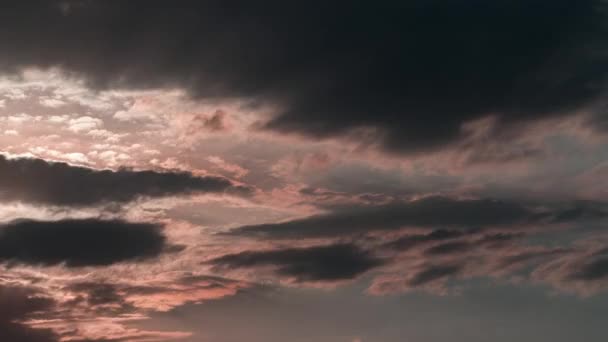 Verão nuvem pôr do sol timelapse — Vídeo de Stock