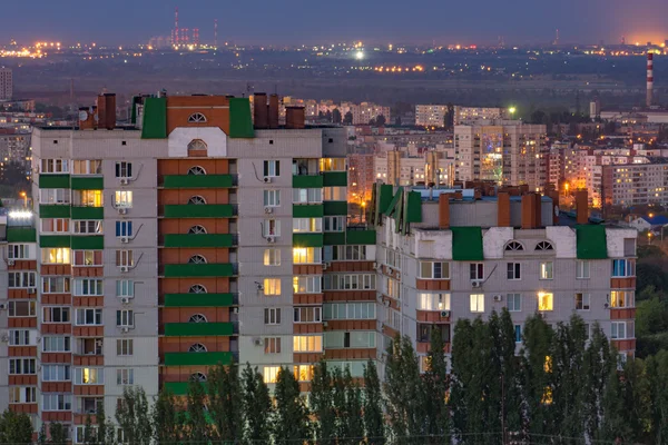 Volgograd şehri akşam. Kahraman şehir.