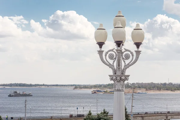 Baywalk. Az egyik a fő látnivalók a város Volgograd Jogdíjmentes Stock Fotók