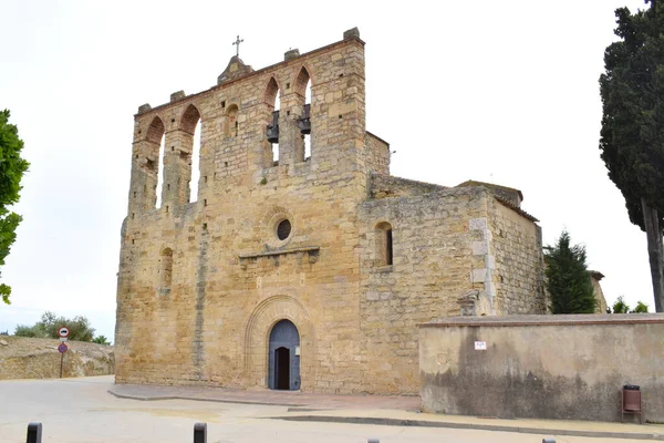 Iglesia Romanica San Esteban Peratallada Gerona Spai —  Fotos de Stock