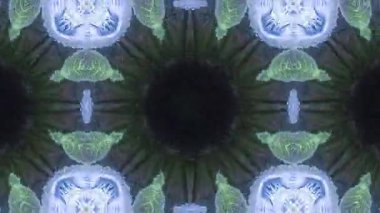 Büyüleyici Kaleydoskop Yeşil ve Mavi Botanik Güzelliğinden Büyüleyici Çiçek Mandala.