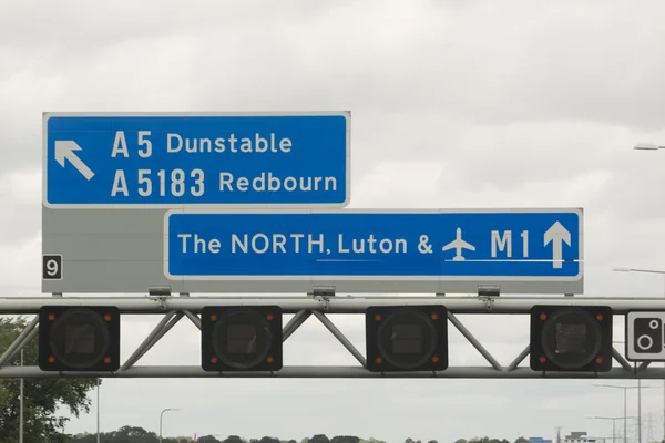 Motorway sign to the North — Stock Photo, Image