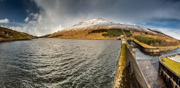 Stronuich水库大坝全景 苏格兰景观 苏格兰高地 — 图库照片