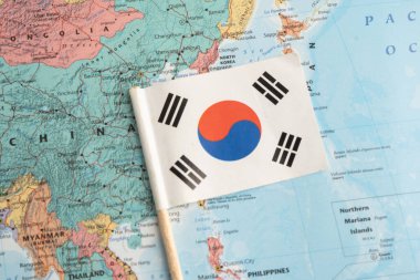 Bangkok, Tayland Kasım 2024 Güney Kore bayrağı dünya haritasında.