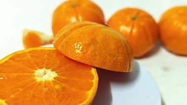 Bu portakallar C vitamini bakımından zengindir..