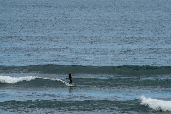 Saint Jean Luz Frankreich Oktober 2020 Ein Surfer Reitet Auf — Stockfoto