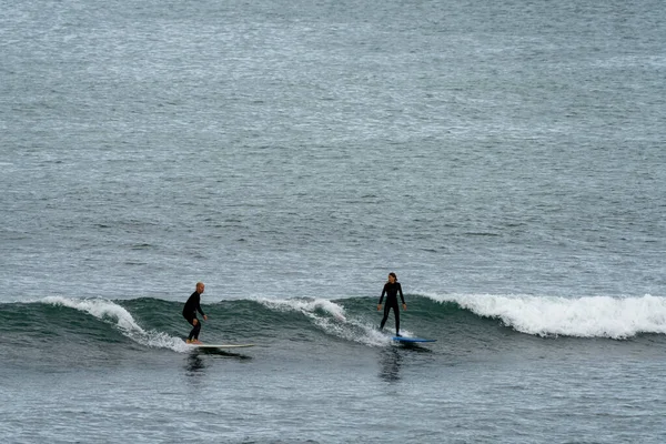 Saint Jean Luz France Října 2020 Surfaři Užívají Surfování Atlantiku — Stock fotografie