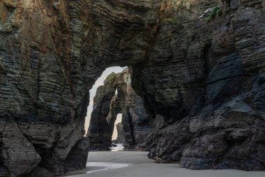 Kuzey İspanya 'daki Galiçya' daki Playa de las Catedrales Bbeach.