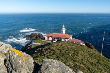 Galiçya 'daki Candieira Deniz Feneri manzarası