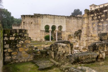 Cordoba, İspanya - 31 Ocak 2021: Cordoba, Medina Zahara 'daki saray-şehir kalıntıları