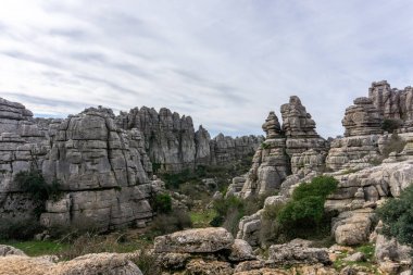 Endülüs 'teki El Torcal Doğa Koruma Alanı. Garip karst kaya oluşumları.