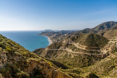 Güney İspanya 'da Costa de Almeria' da Manzaralı Dağ Yolu