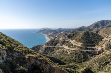 Güney İspanya 'da Costa de Almeria' da Manzaralı Dağ Yolu