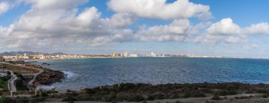 İspanya 'da Murcia' daki Cape Palos ve Mar Menor sahillerinin manzarası