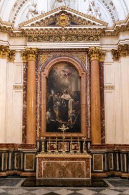 Valencia, İspanya: 3 Mart 2021: Valencia Katedrali 'ndeki San Francisco de Borja Şapeli manzarası