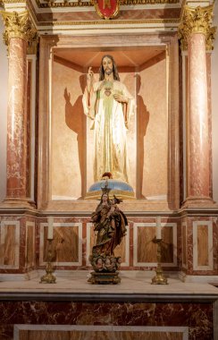 Valencia, İspanya: 3 Mart 2021: Valencia Katedrali 'ndeki İsa' nın Kutsal Kalbi Şapeli