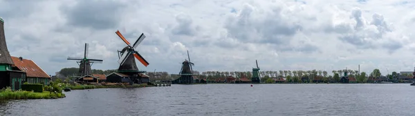 Панорама Исторических Ветряных Мельниц Заансе Шаанс Северной Голландии — стоковое фото