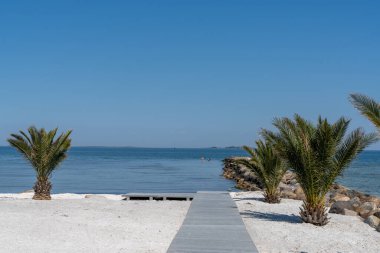 Frederikshavn 'daki güzel, beyaz Palm Beach manzarası.