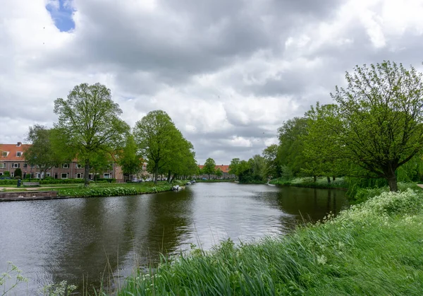 Idílico Parque Ciudad Canal Nieuwe Graacht Centro Haarlem — Foto de Stock