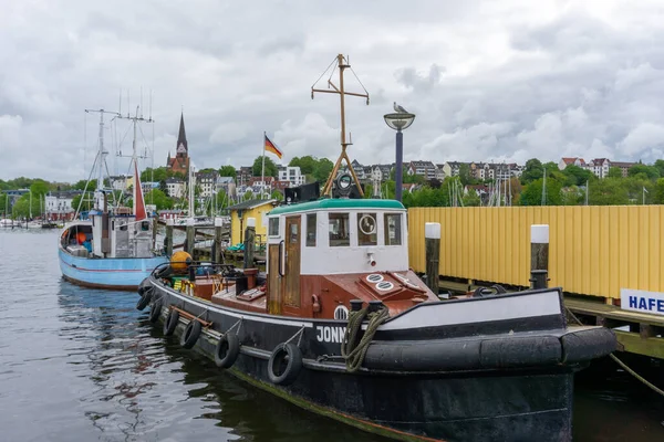 Flensburg Almanya Mayıs 2021 Flensburg Limanındaki Eski Bir Römorkör Manzarası — Stok fotoğraf