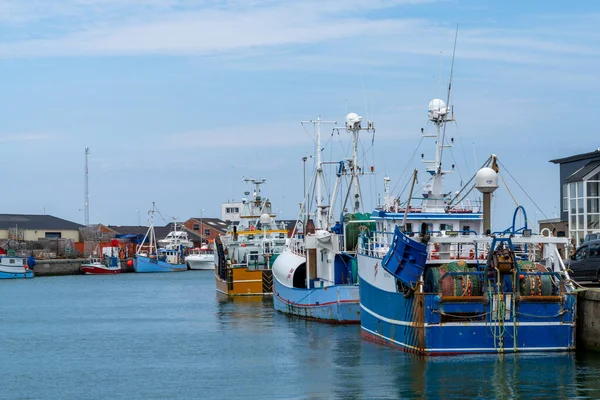 Hirtshals Dänemark Juni 2021 Bunte Fischerboote Industrie Und Hafen Von — Stockfoto