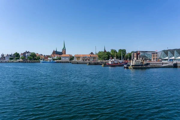 Helsingor Dinamarca Junio 2021 Paisaje Urbano Del Puerto Casco Antiguo —  Fotos de Stock