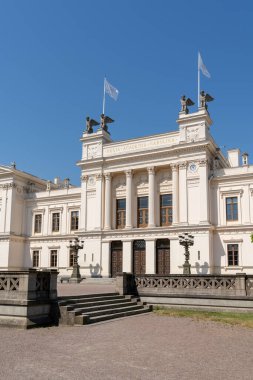 Lund, İsveç - 18 Haziran 2021: Lund Üniversitesi ana binasının manzarası