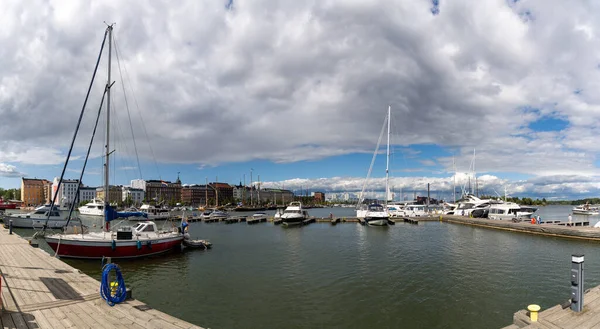 Helsinki Finland Augustus 2021 Veel Boten Aangemeerd Haven Van Helsinki — Stockfoto