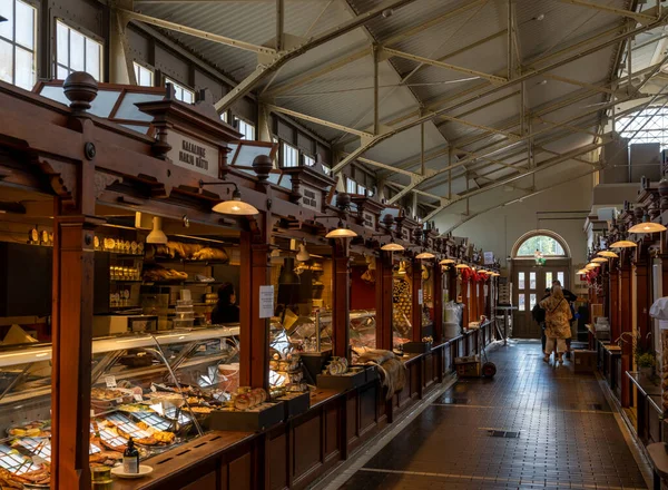 Helsinki Finlandia Agosto 2021 Vista Interior Los Puestos Comida Tiendas — Foto de Stock