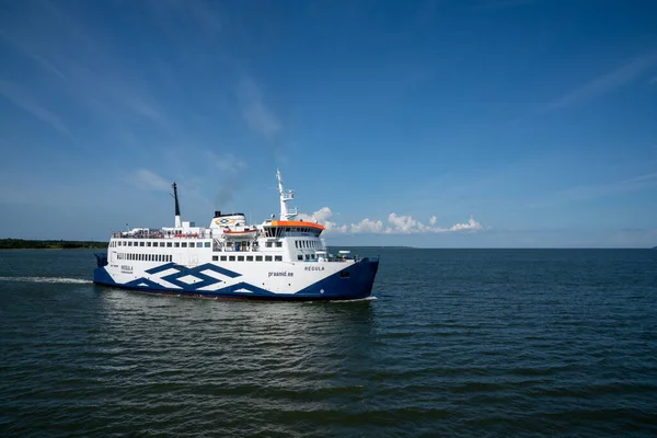 Kuihatsu Estonia August 2021 View Passenger Ferry Traveling Saaremaa Island — Stock Photo, Image