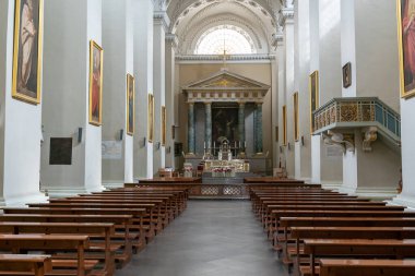 Vilnius, Litvanya - 30 Ağustos 2021: Vilnius Katedrali ve Vilnius Eski Kasabası Katedrali 'nin iç manzarası