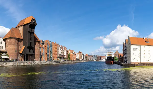Gdańsk Polska Września 2021 Widok Zabytkowe Centrum Gdańska Nad Kanałem — Zdjęcie stockowe