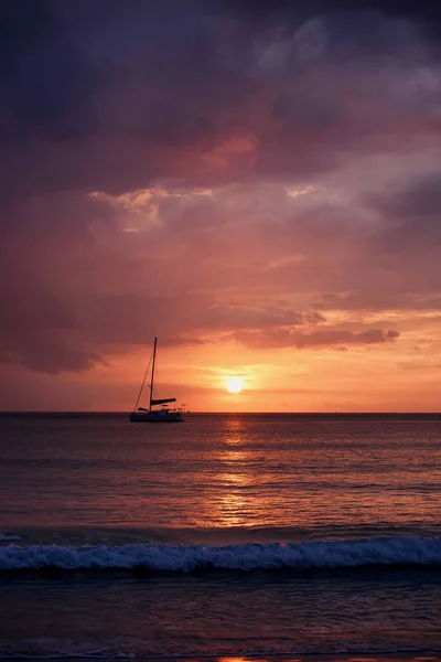 Silhouette Luxurious Yacht Sea Sunset Thailand — Stockfoto