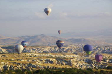 Au yaklaşık Kapadokya Göreme, Tr - Ağustos 2009 - yaklaşık balonlar