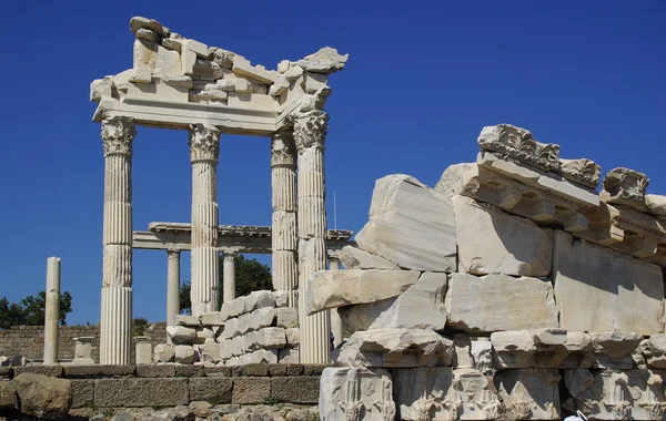 Pérgamo acrópolis, ruinas romanas en Turquía —  Fotos de Stock