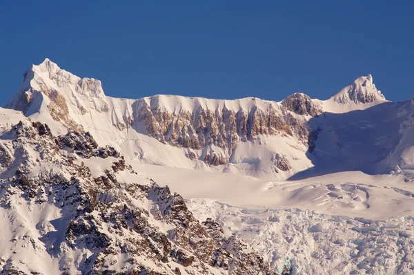 Patagonia peaks and glaciers — Stock Photo, Image