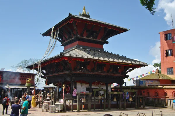 MANAKAMANA, NP - CIRCA Agosto 2012 - Manakamana templo hindu, ci — Fotografia de Stock