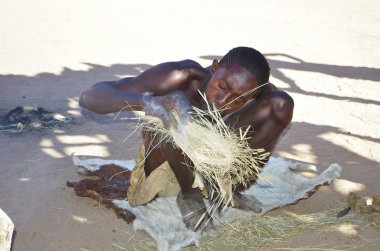 Hayat bir Damara köyde