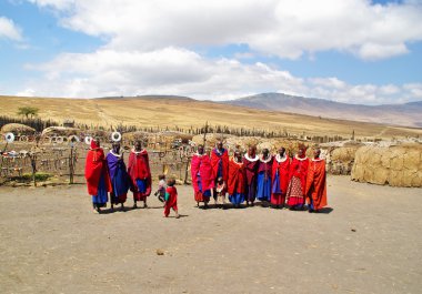 Arusha, Tz - Ağustos 2010 - yaklaşık Serengeti Nati Masai köyde