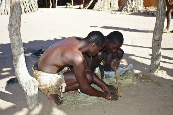 Hayat bir Damara köyde