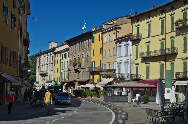 Vista da praça principal de Porretta Terme . — Fotografia de Stock