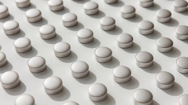 Beyaz arka planda beyaz haplar