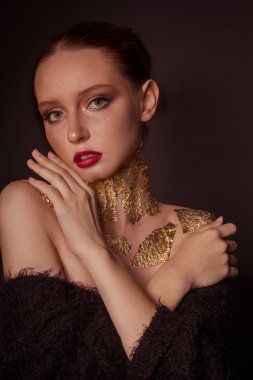 Güzellik altın modeli