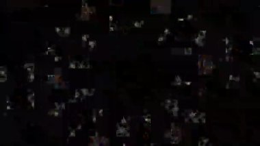 Psikedelik Kaleydoskop Patlaması simetrik kaleydoskop şekilleri patlıyor ve canlı renklerle beatendly döngülerde şekil değiştiriyor