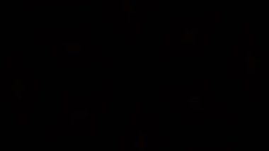 Psikedelik Kaleydoskop Patlaması simetrik kaleydoskop şekilleri patlıyor ve canlı renklerle beatendly döngülerde şekil değiştiriyor