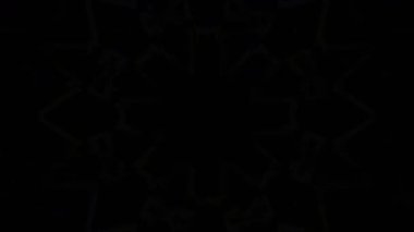 Psikedelik Kaleydoskop Patlaması simetrik kaleydoskop şekilleri patlıyor ve canlı renklerle beatendly döngülerde şekil değiştiriyor